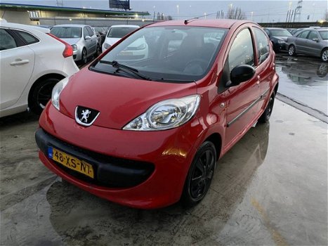 Peugeot 107 - 1.0 12V - 1