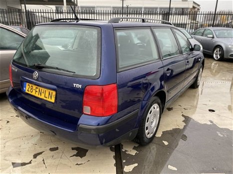 Volkswagen Passat - 1.9 TDI - 1