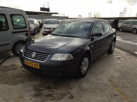 Volkswagen Passat - 2.0 Comfortline - 1