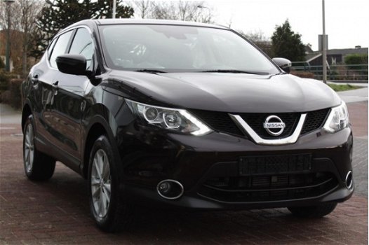 Nissan Qashqai - 1.2 115pk DIG-T XTRONIC Acenta Groot Navo | Winterbanden mogelijk - 1