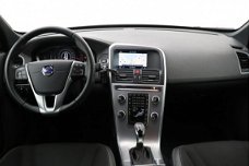 Volvo XC60 - 2.0 D4 Momentum | Aut | Xenon | 20 Inch | PDC | Elektrische Achterklep