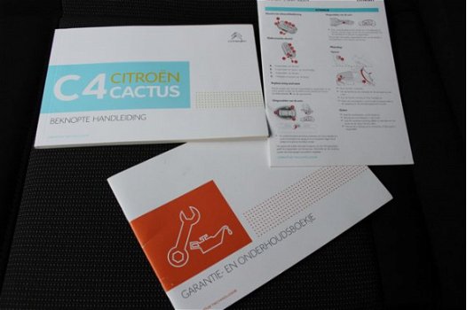 Citroën C4 Cactus - 1.2 Business 110pk | Navigatie | Parkeersensoren | Lm-wielen | Cruise control | - 1