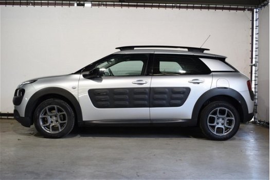 Citroën C4 Cactus - VTi 82pk FEEL | NAVIGATIE | PARKEERSENSOREN | ECC | PDC | 58.526 km - 1