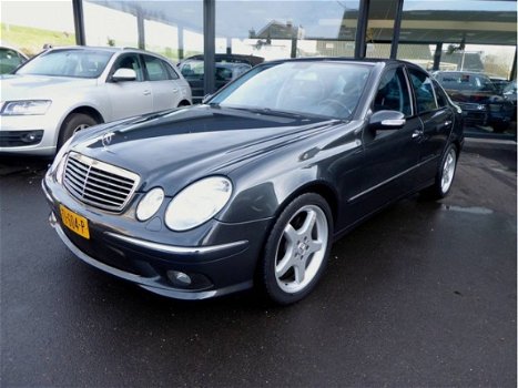 Mercedes-Benz E-klasse - E 500 306 pk Avantgarde Youngtimer ALS NIEUW - 1