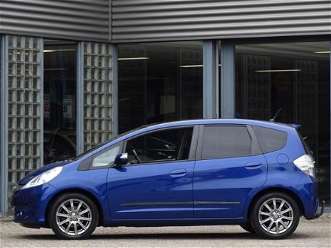 Honda Jazz - HYBRID 1.4 LEER PANORAMADAK - 1