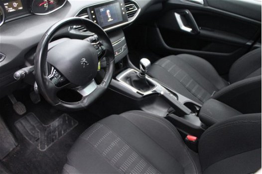 Peugeot 308 SW - 1.6HDI Executive*Panorama*Navi*EXPORT/EX/BPM - 1