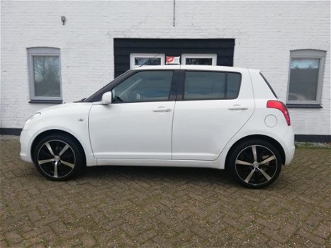 Suzuki Swift - 5 DEURS 1.3 16V ZEER MOOI 6 mnd garantie + gr beurt + nwe apk ALL-IN - 1