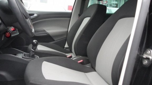 Seat Ibiza ST - 1.2 TDI Style Ecomotive Airco Cruise PDC NAP - 1