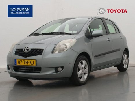 Toyota Yaris - 1.3 5drs Luna | Trekhaak | Climate Control - 1