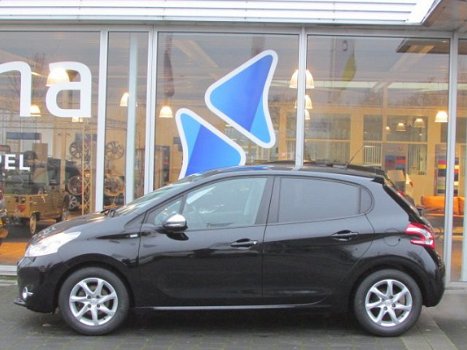 Peugeot 208 - 1.2 VTi Style AC/NAV/LMV/PDC - 1