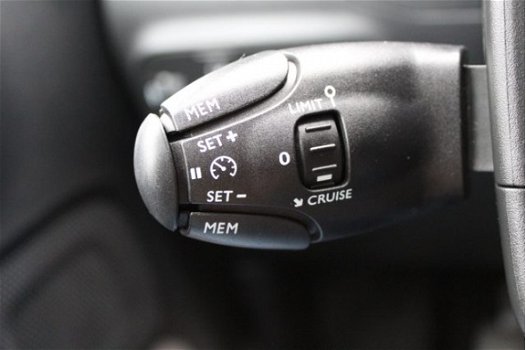 Citroën C3 - 1.2 | PureTech Feel | AIRCO | CRUISE - 1