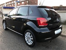 Volkswagen Polo - 1.4-16V Style Edition /LMV/NAVI/Stoelverw