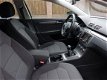 Volkswagen Passat Variant - 1.6 Tdi Comfort Executive 105 Pk Airco Navi Pdc 178 dkm Nap - 1 - Thumbnail