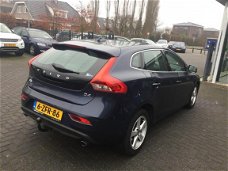 Volvo V40 - 2.0 D4 140KW MOMENTUM