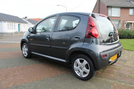 Peugeot 107 - 1.0 Active // AIRCO // 1e EIGENAAR // LED DAGRIJVERLICHTING - 1