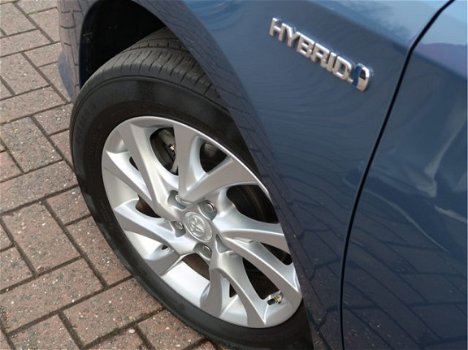 Toyota Auris Touring Sports - 1.8 Hybrid Lease pro | camera | led | pano'dak | park-assist | - 1