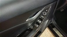 Hyundai ix20 - 1.6i i-Vision Navi Panorama Automaat