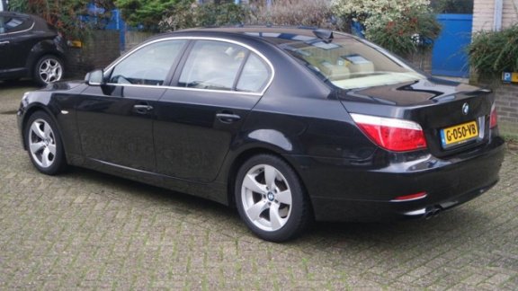 BMW 5-serie - 523i Executive * NL auto ex-ambassade - 1