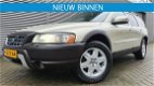 Volvo XC70 - 2.4 D5 AWD Momentum - 1 - Thumbnail