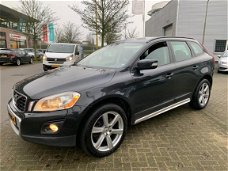 Volvo XC60 - 2.4D Kinetic Navigatie, Cruise Control, 6-versn