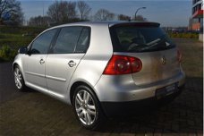 Volkswagen Golf - 2.0 FSI Sportline 5 DEURS SCHUIFDAK NAVIGATIE PDC 6-BAK