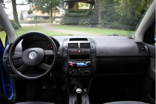 Volkswagen Polo - 1.4 16V Comfortline 3 DEURS AIRCO - 1