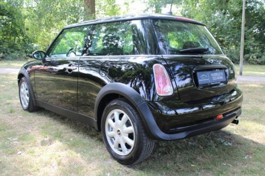 Mini Mini Cooper - 1.6 BLACK EDITION AIRCO - 1