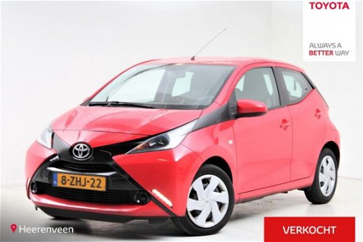 Toyota Aygo - 1.0 VVT-i X-Play Navigatie - 1