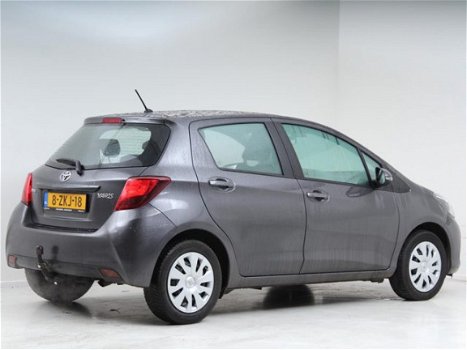 Toyota Yaris - 1.3 VVT-i Aspiration Automaat - 1