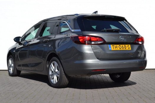 Opel Astra Sports Tourer - 1.4T 150 pk Online Edition | Navigatie | AGR stoelen | PDC v+a - 1