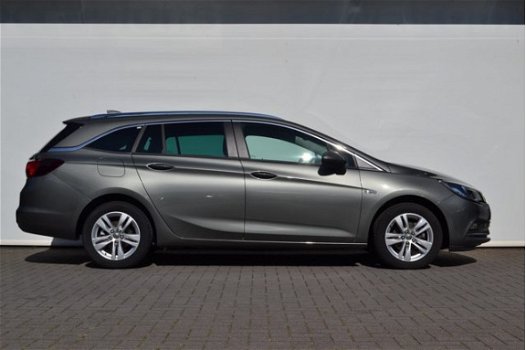 Opel Astra Sports Tourer - 1.4T 150 pk Online Edition | Navigatie | AGR stoelen | PDC v+a - 1