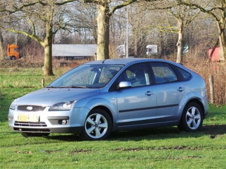 Ford Focus - 1.6-16V Futura (AIRCO + INRUIL MOGELIJK ) - 1