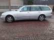 Mercedes-Benz E-klasse Combi - 240 Avantgarde |AUTOMAAT|YOUNG TIMER| - 1 - Thumbnail