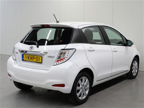 Toyota Yaris - 1.0 VVT-i Trend 5drs | Navigatie - 1