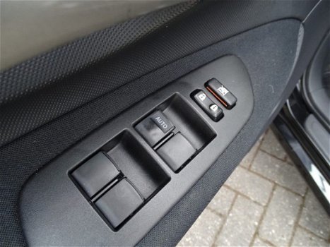 Toyota Auris - 1.6 VVT-i Luna 5-deurs | Automaat | LMV | Smartkey | PDC - 1