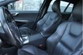 Volvo V60 - 2.4 D6 AWD Plug-In Hybrid R-Design Trekhaak Excl. BTW - 1 - Thumbnail