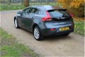 Volvo V40 - 1.6 D2 Momentum Navi-Pano-Camera - 1 - Thumbnail