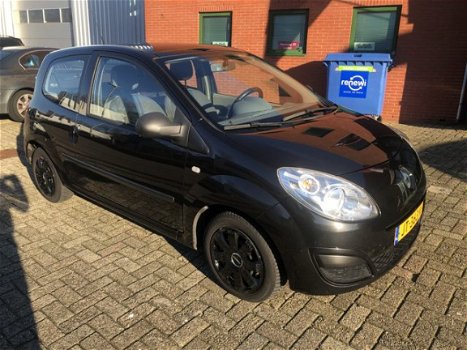 Renault Twingo - 1.2-16V Authentique - 1