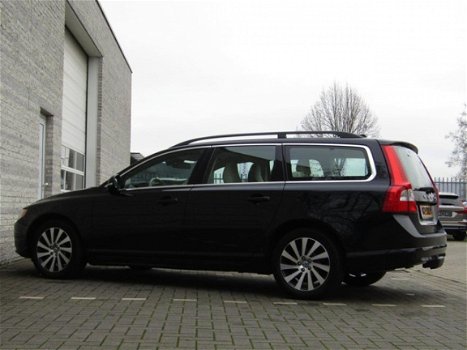 Volvo V70 - T4 1.6 Limited Edition - 1