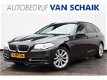 BMW 5-serie Touring - 520d High Exe | LUCHTVERING | NAVI | LEDER | HEAD-UP | SCHUIFDAK | CRUISE | CL - 1 - Thumbnail