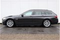 BMW 5-serie Touring - 520d High Exe | LUCHTVERING | NAVI | LEDER | HEAD-UP | SCHUIFDAK | CRUISE | CL - 1 - Thumbnail