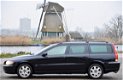 Volvo V70 - 2.5T Kinetic Dealer auto, Automaat, inclusief BTW - 1 - Thumbnail