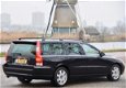 Volvo V70 - 2.5T Kinetic Dealer auto, Automaat, inclusief BTW - 1 - Thumbnail