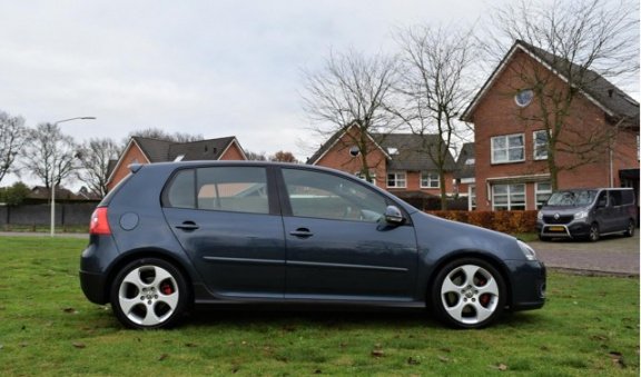 Volkswagen Golf - 2.0 TFSI GTI Automaat 200 PK - 1