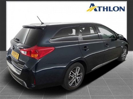 Toyota Auris Touring Sports - 1.8 Hybrid Lease Nav, Pano dak, Xenon, Ecc, H. Leer, Pdc, Lv - 1