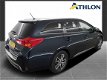 Toyota Auris Touring Sports - 1.8 Hybrid Lease Nav, Pano dak, Xenon, Ecc, H. Leer, Pdc, Lv - 1 - Thumbnail