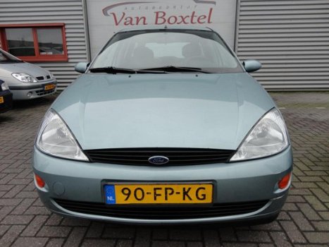 Ford Focus Wagon - 1.8-16V Ambiente 5 deurs station, nwe koppeling en rijd nog super voor zijn leeft - 1