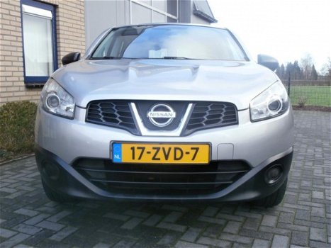 Nissan Qashqai - 1.6 Visia trekhaak-parkeersensoren-nette dealer auto-cruisecontrol - 1