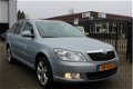 Skoda Octavia Combi - 1.2 TSI Elegance 125PK ECC Cruise PDC Trekhaak Nw.Staat - 1 - Thumbnail