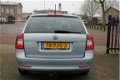 Skoda Octavia Combi - 1.2 TSI Elegance 125PK ECC Cruise PDC Trekhaak Nw.Staat - 1 - Thumbnail